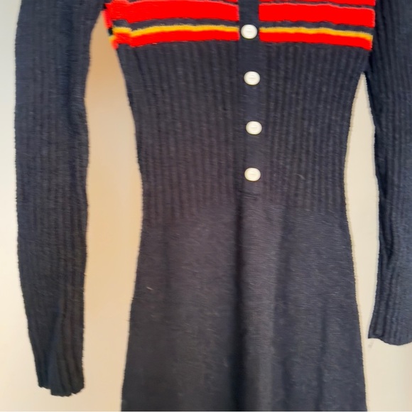 Vintage 70s Terry A-Line Dress - Picture 3 of 9